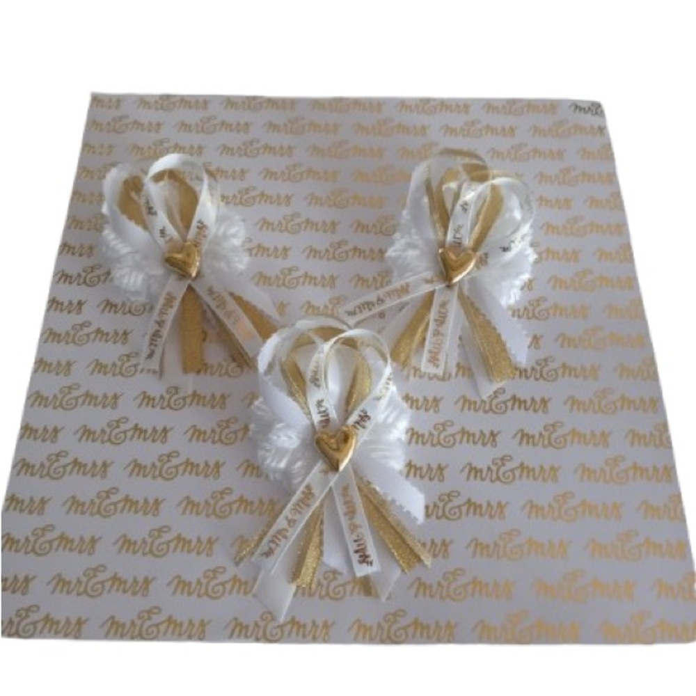 SALE50 Elegant Gold Bridal Shower “Mr. & Mrs.” Corsages/Capias